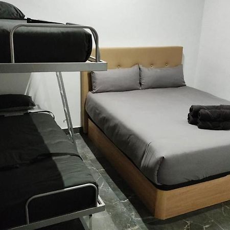 Beautiful Appartment In Martorell Exterior photo